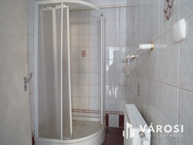 Miklósfán lehetőségekben gazdag, egyedi családi ház