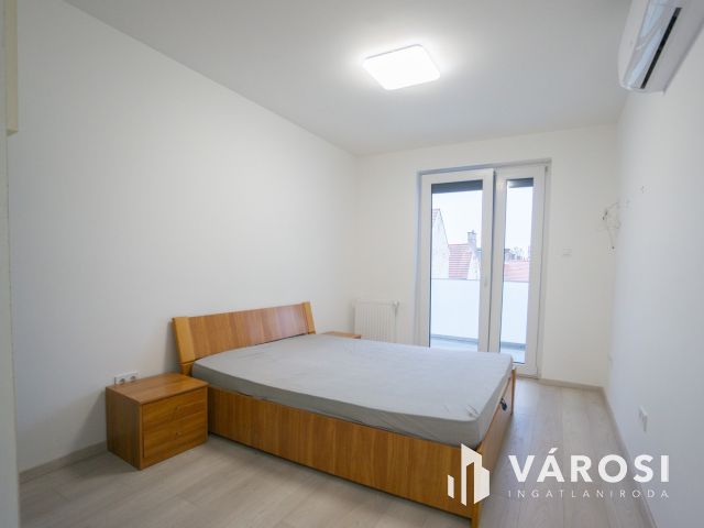 Belvárosi lakás, exkluzív házban