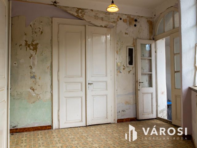 2 lakásos nagypolgári ház Dunaszekcsőn eladó