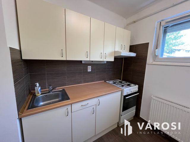 Debrecen, Egyetem melletti jó lakás jó helyen!