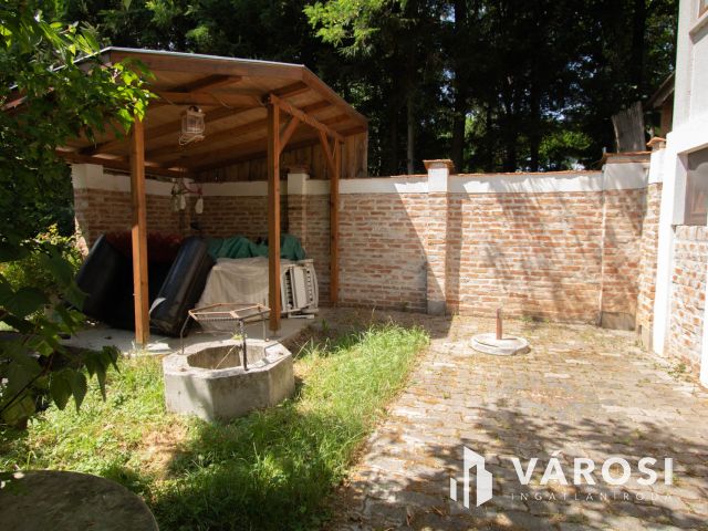 Gosztola hegyi ingatlan, szép nagy területtel eladó!