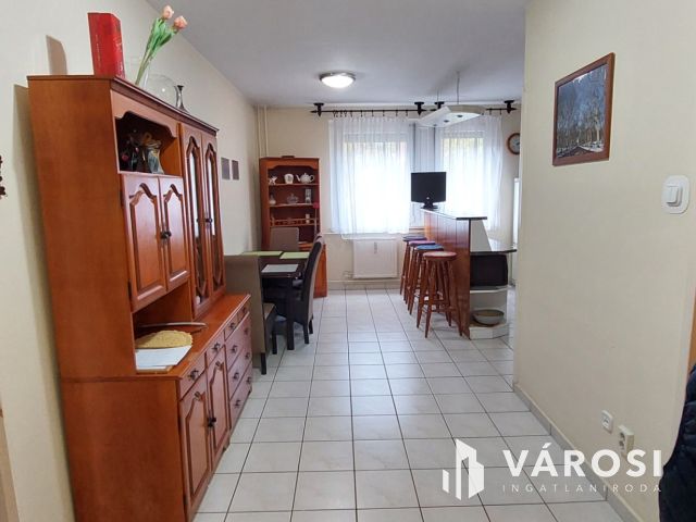 Sétatávolságra a belvároshoz! 3 szobás lakás eladó