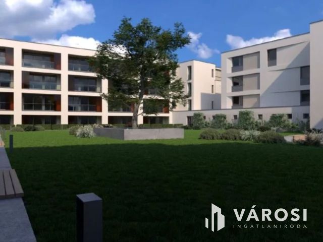 Központi helyen eladó  szuper kis   lakás