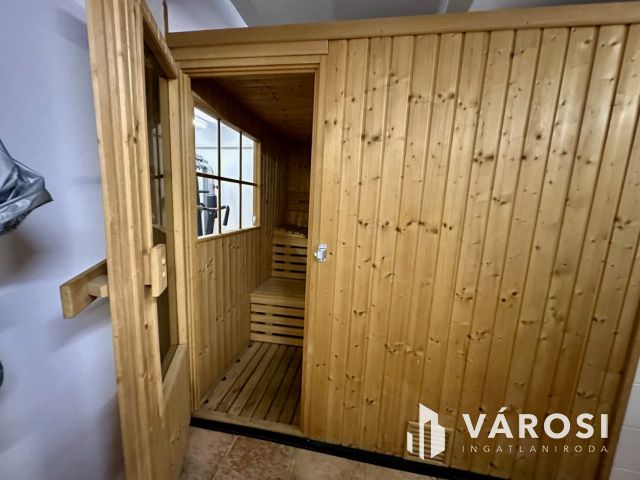 Exkluzív ház Eladó Debrecen-Óváros városrészben