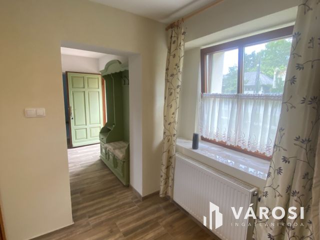 Felújított sorházi lakás Gicen