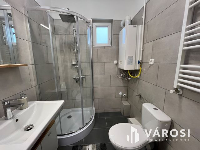 Hajdúszoboszlói, Nagyon Cool Kis Lakás, Nagy Terasszal!