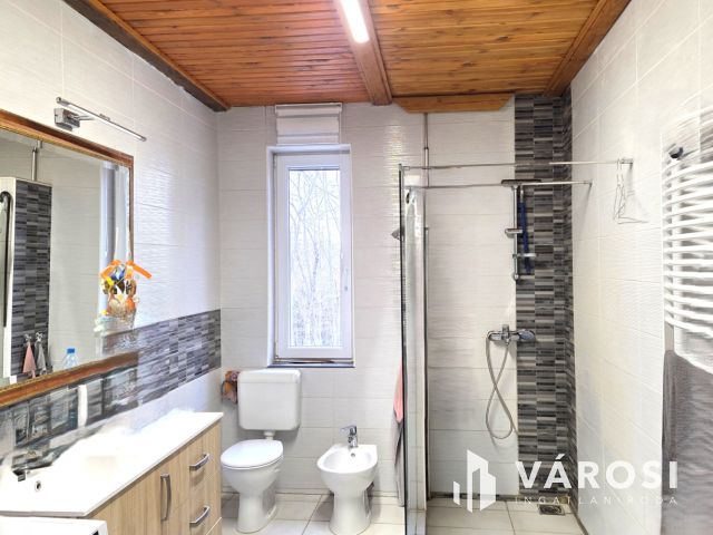 Tágas otthon, közös álmokhoz-Debrecen szélén