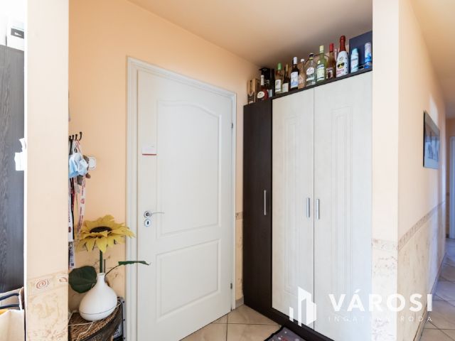 Modern családi ház eladó Győr-Ménfőcsanakon