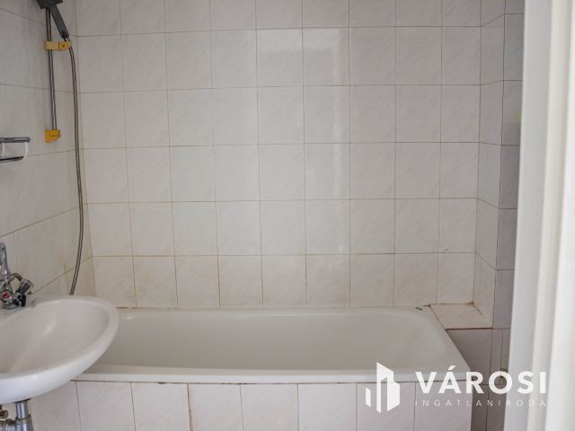 Garzon padlófűtéssel kreatívoknak