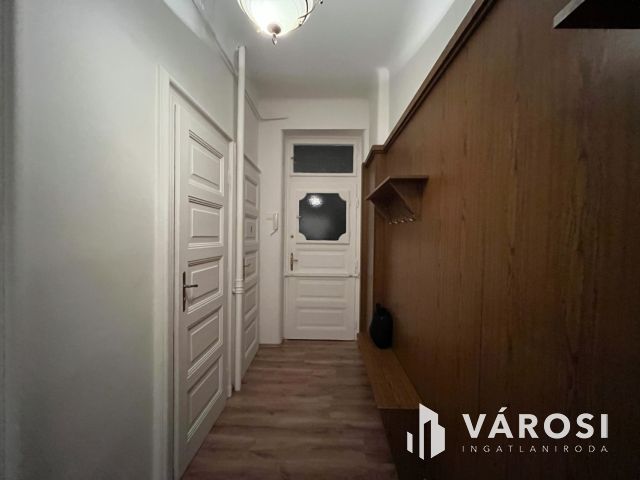 Debrecen Belváros, Nagypolgári Lakás Nagyon Jó Helyen!