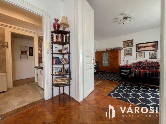 Nagyszerű lakás szenzációs elhelyezkedéssel!