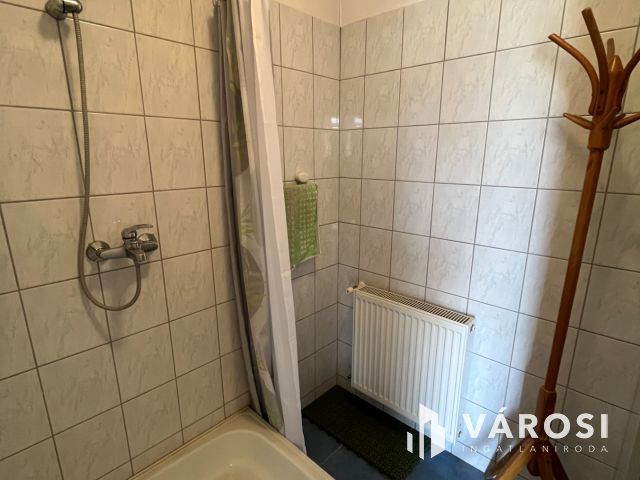 Debreceni Szuper Jó Kis Telephely Eladó!