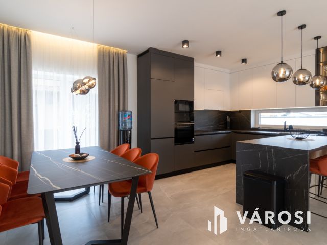 Luxusotthon Siófok legszebb új építésű lakóparkjában