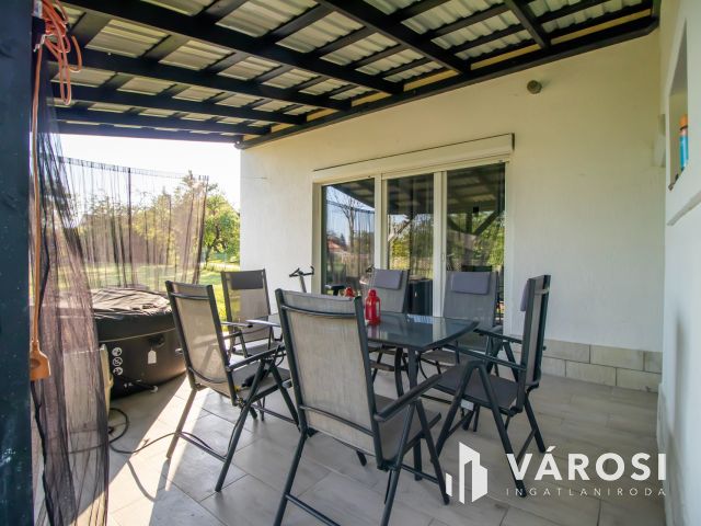 Szép állapotú nagy ház Szabadbattyánban