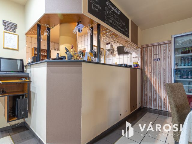 30 éve nyereségesen működő vendéglátó egység kiadó!