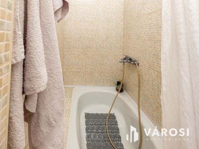 Angyalföld zöld szívében- Otthon a Rákos patak mellett!