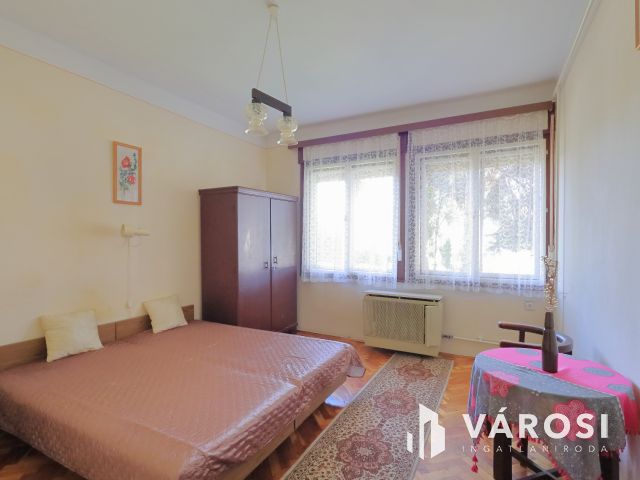 3 generáció számára is alkalmas családi ház Siófok-Kilitin