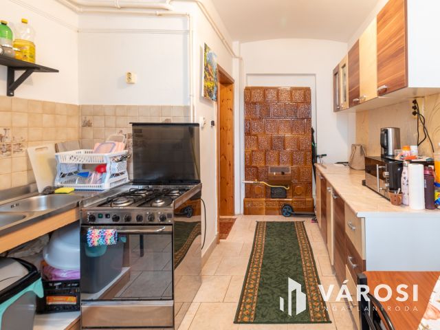 50,9 MFt – 40 m², tágas szoba, parkos Angyalföld